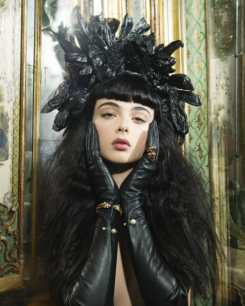 GRAZIA Magazine Italia February 2025 DEVA CASSEL Brand New