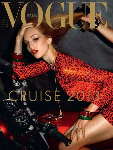 VOGUE_Italia_December_2012_Van