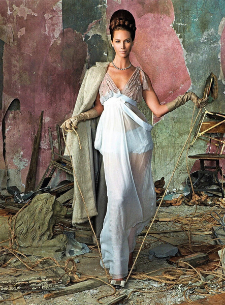 VOGUE Magazine Italia July 2010 CHRISTY TURLINGTON Dioni Tabbers MARIA