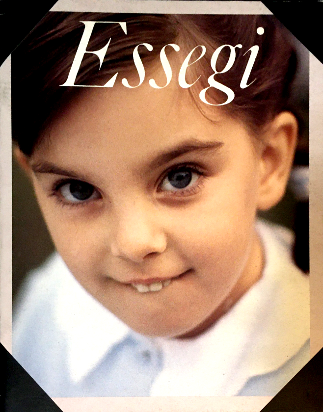 Catalog by VOGUE BAMBINI Supplement Kids Children Enfant Fashion ITALIA Magazine ESSEGI