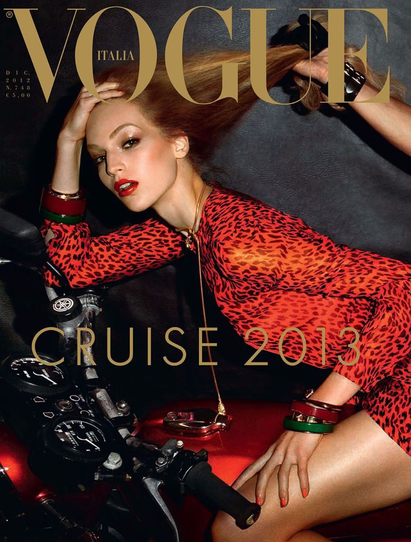 女性情報誌 Vogue Italia Magazine December 2012 VOGUE_Italia_December_2012_Van