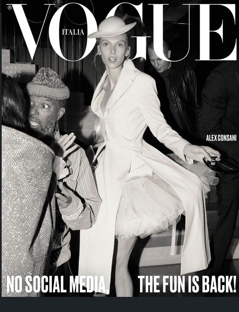 VOGUE Magazine ITALIA December 2024 ALEX CONSANI Brand New