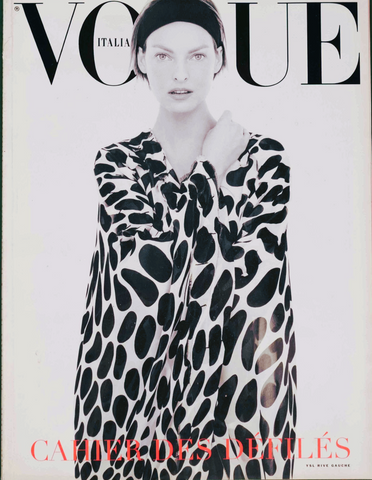 VOGUE Magazine Italia LINDA EVANGELISTA Dossier Sfilate PRET A PORTER January 2002