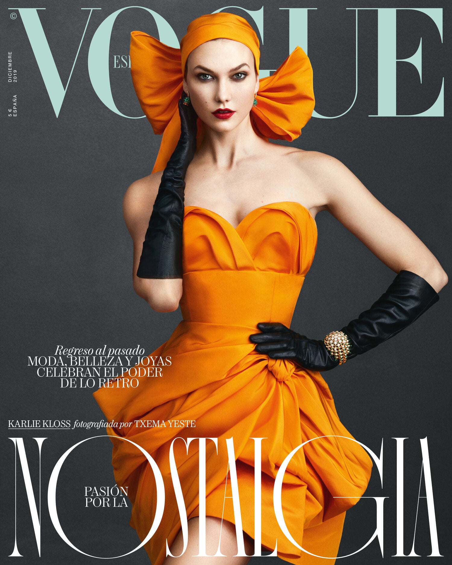 Vogue TÜRKİYE Magazine December 2019