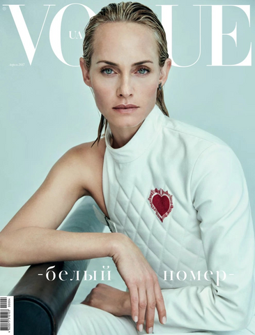 Vogue_Ukraina_April_2017_Amber_Valletta