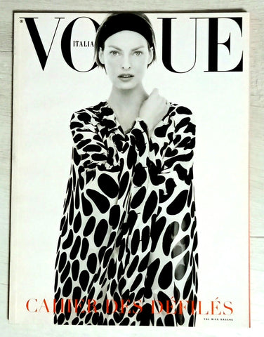 VOGUE Magazine Italia LINDA EVANGELISTA Dossier Sfilate PRET A PORTER January 2002