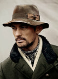 MAN OF THE WORLD Magazine 2013 #6 DAVID GANDY Noah Mills TAYLOR KITSCH