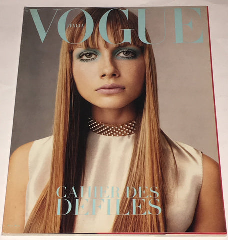 VOGUE Magazine Italia ANA CLAUDIA MICHELS Dossier Sfilate PRET A PORTER 2000