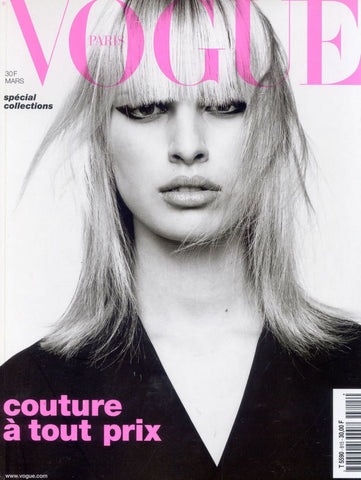 VOGUE Paris Magazine March 2001 KAROLINA KURKOVA Kim Peers MALGOSIA BELA Knuts