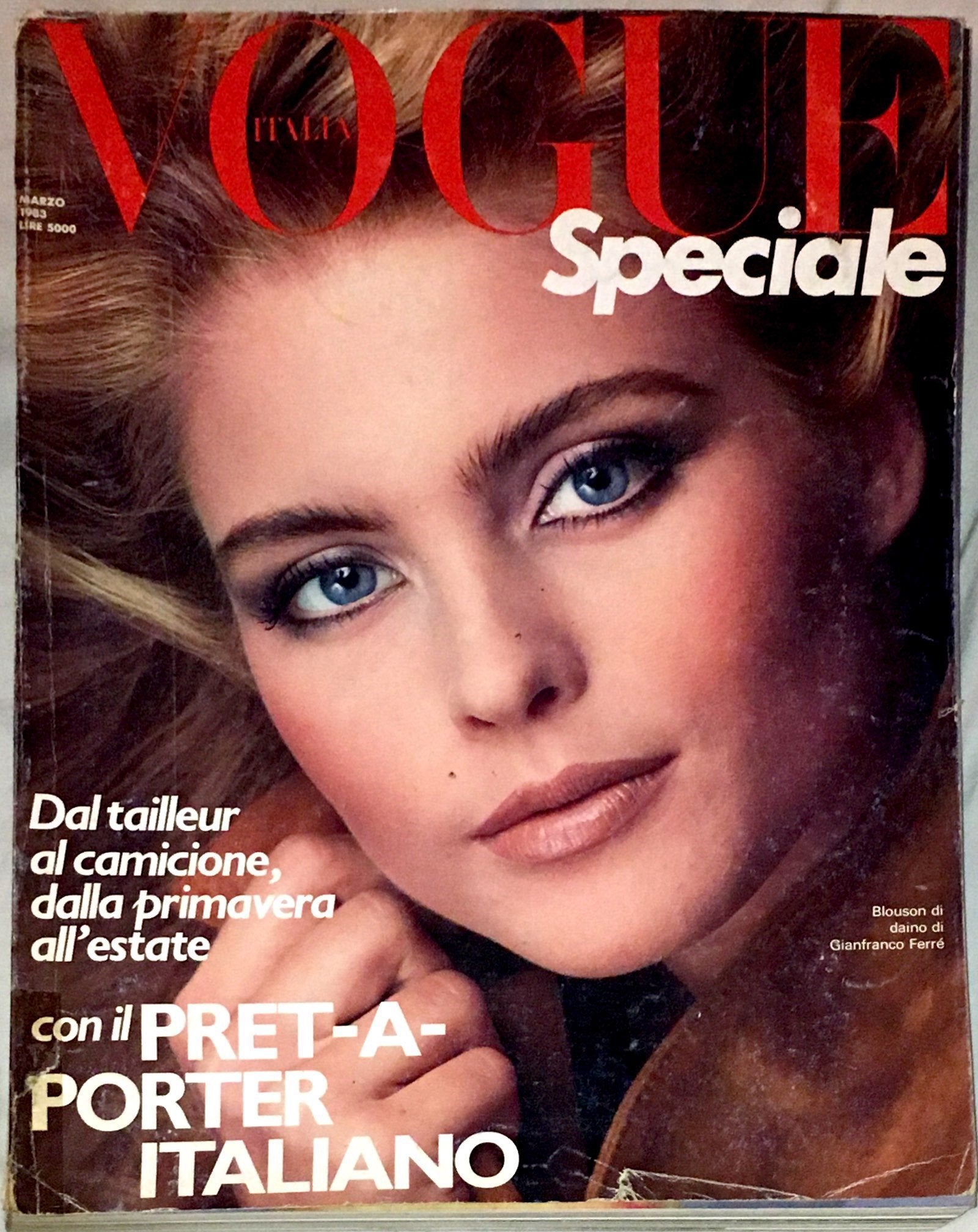 女性情報誌 Vogue Italia Magazine October 2019 VITTORIA by CARLIJN Italian Vogue no. 898 . Wearing hat by